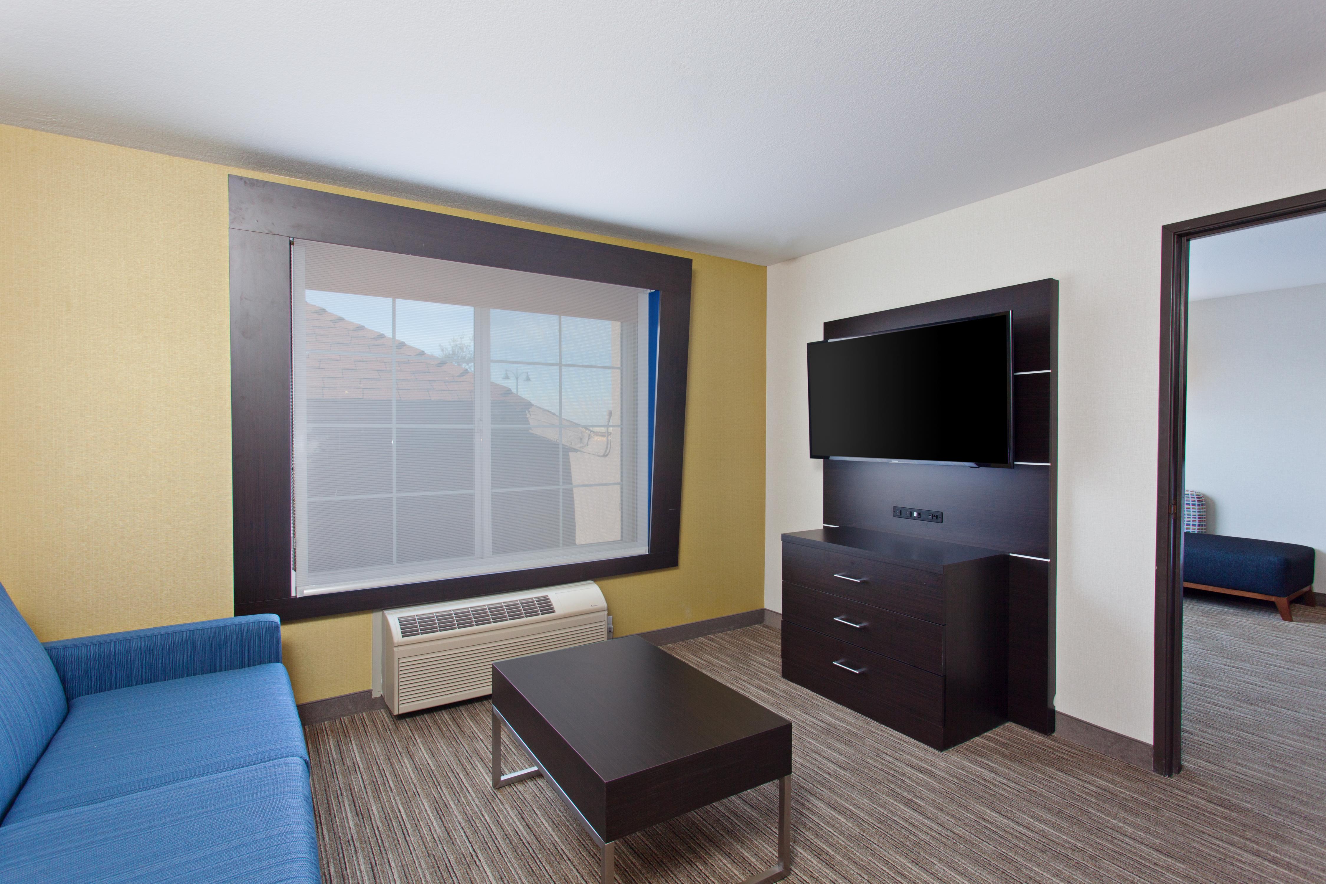 Holiday Inn Express & Suites Oakland - Airport By Ihg Esterno foto