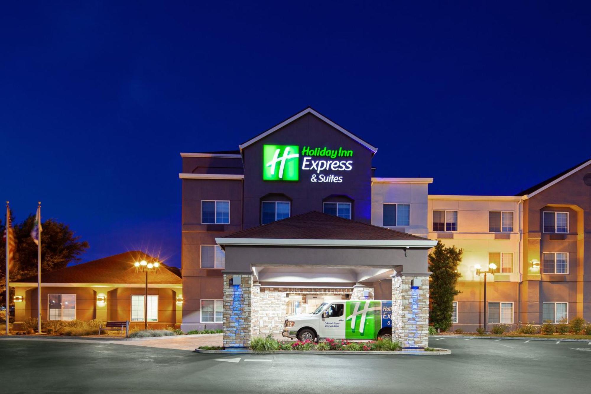Holiday Inn Express & Suites Oakland - Airport By Ihg Esterno foto