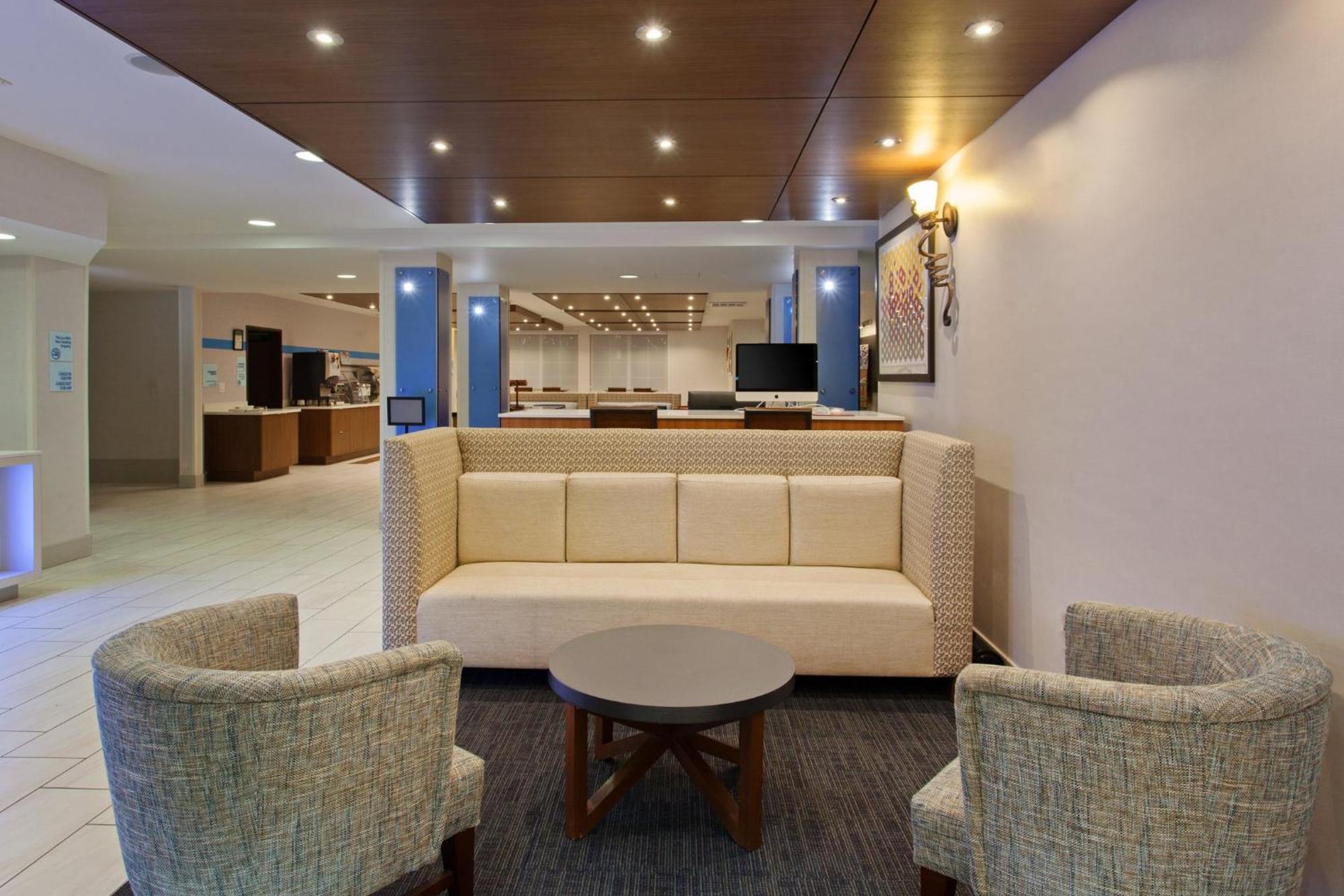 Holiday Inn Express & Suites Oakland - Airport By Ihg Esterno foto