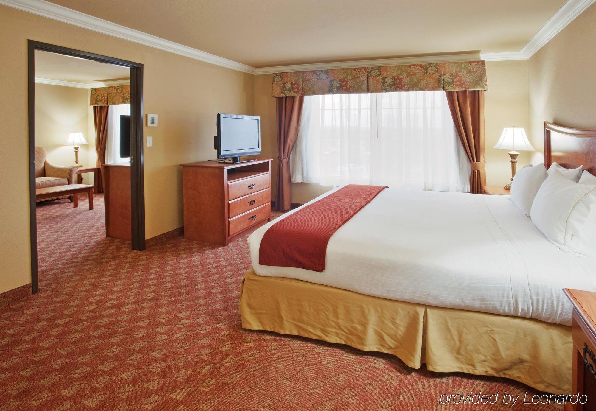 Holiday Inn Express & Suites Oakland - Airport By Ihg Camera foto