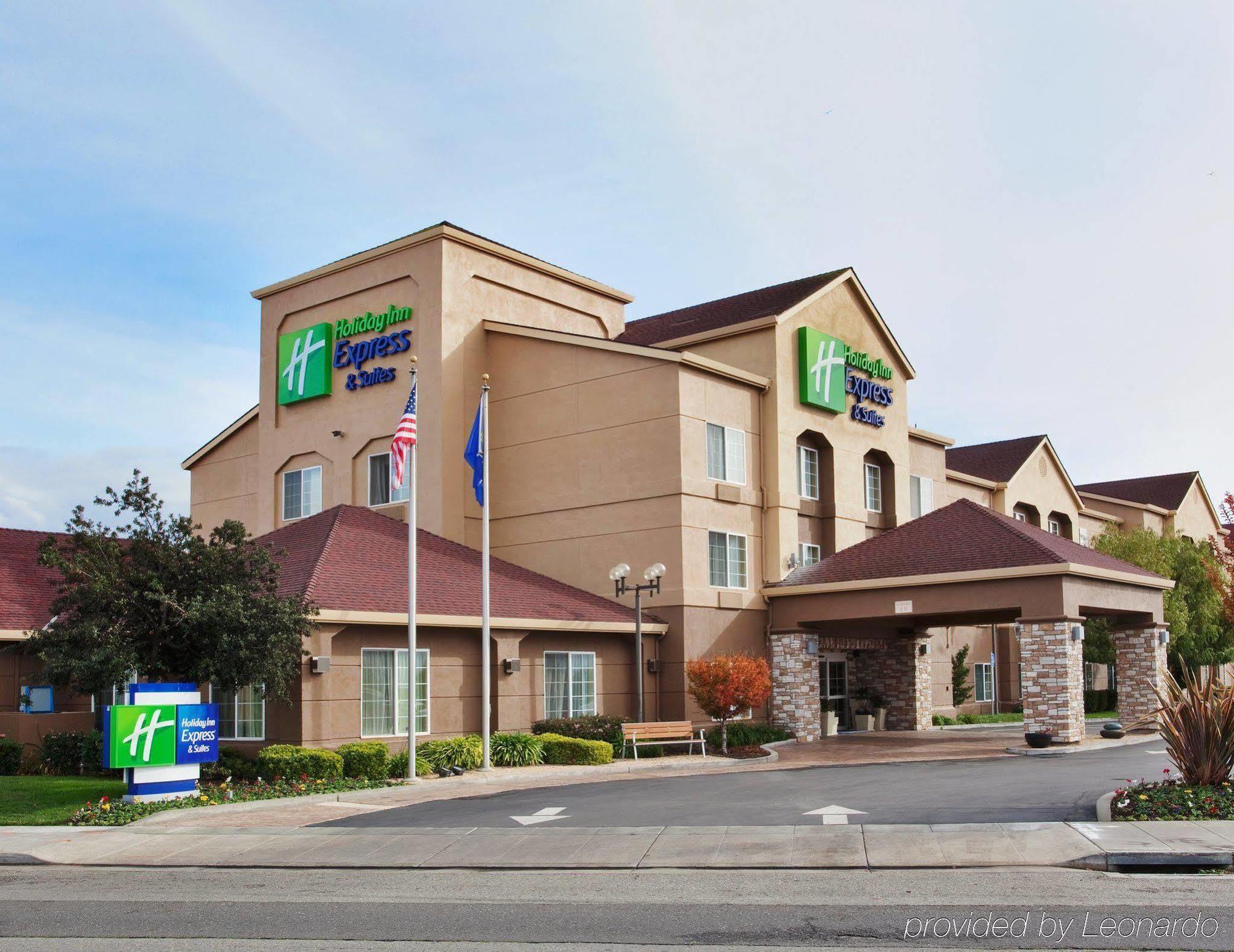 Holiday Inn Express & Suites Oakland - Airport By Ihg Esterno foto
